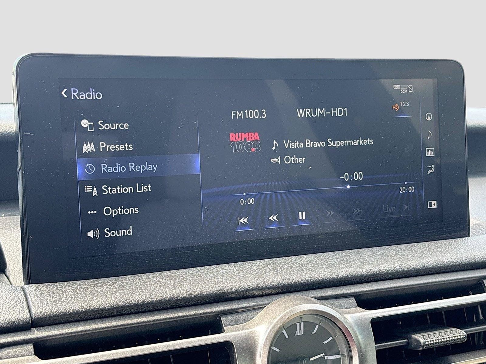 Used 2022 Lexus IS 350 F Sport RWD image 15