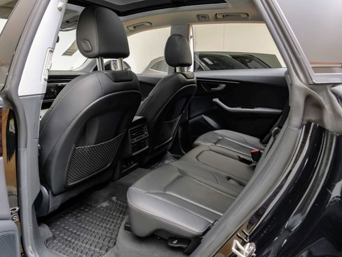 Used 2023 Audi Q8 Premium Plus w/ Premium Plus Package image 41