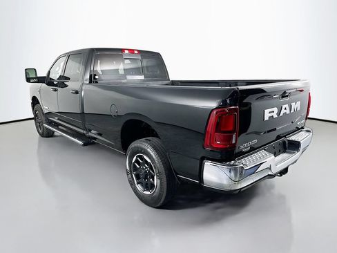 Used 2025 RAM 3500 Laramie AWD/4WD image 5
