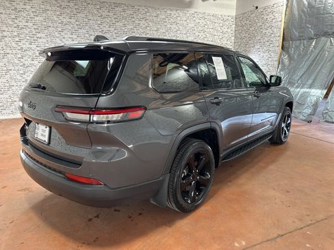 Used 2024 Jeep Grand Cherokee L Altitude image 7