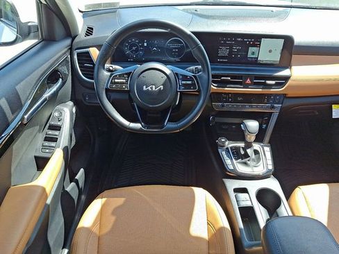 Used 2024 Kia Seltos SX AWD/4WD image 11