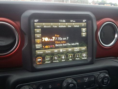 Used 2020 Jeep Wrangler Rubicon w/ LED Lighting Group AWD/4WD image 16