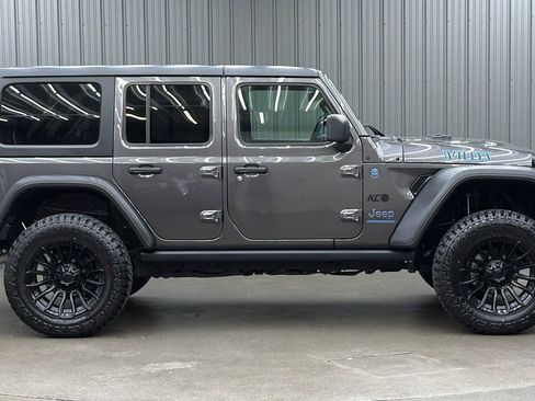 Used 2025 Jeep Wrangler Unlimited Sport S 4xe AWD/4WD image 6
