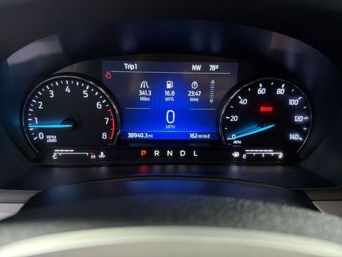 Used 2022 Ford Explorer XLT AWD/4WD image 34