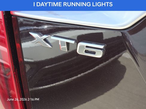 Used 2020 Cadillac XT6 Premium Luxury FWD image 10