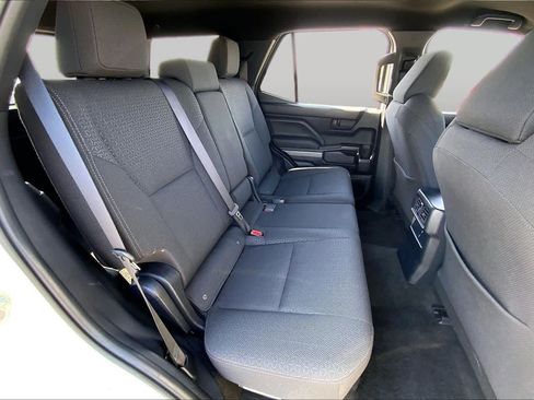 Used 2025 Toyota 4Runner SR5 AWD/4WD image 19