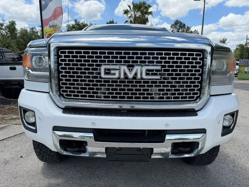 Used 2016 GMC Sierra 2500 Denali w/ Duramax Plus Package AWD/4WD image 2
