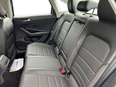 Certified 2021 Volkswagen Jetta SE image 21