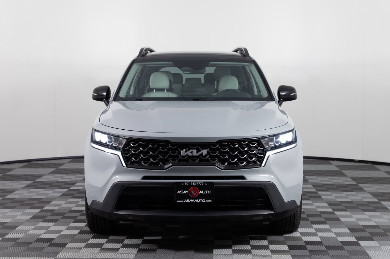 Used 2023 Kia Sorento S w/ Panoramic Sunroof Package AWD/4WD image 11