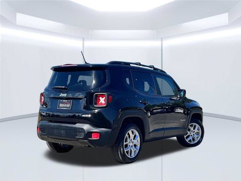 Used 2015 Jeep Renegade Latitude w/ Popular Equipment Group AWD/4WD image 14