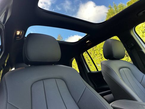 Certified 2026 Mercedes-Benz GLB 250 4MATIC image 17