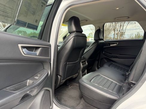 Certified 2023 Ford Edge SEL image 23