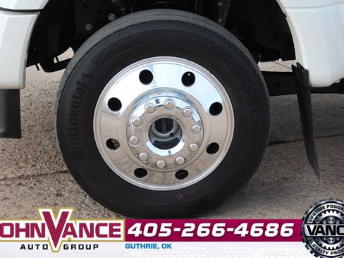 Used 2022 Ford F450 Platinum w/ FX4 Off-Road Package image 16