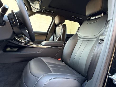 New 2026 Land Rover Range Rover Sport SE image 13