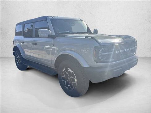 New 2026 Ford Bronco Outer Banks AWD/4WD image 6