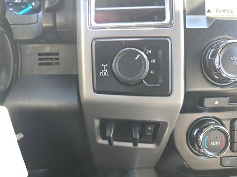 Used 2017 Ford F250 Lariat w/ Lariat Value Package image 20