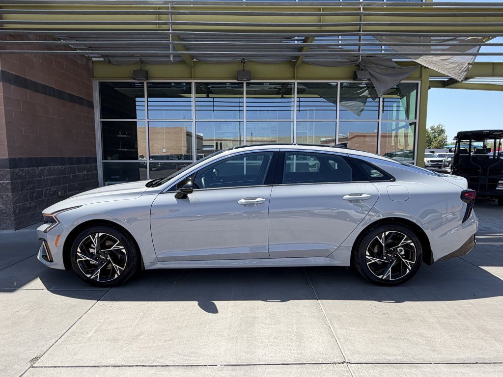 Used 2025 Kia K5 GT-Line w/ GT-Line Premium Package FWD image 7