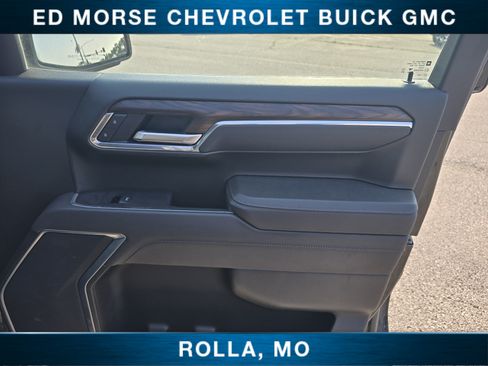Certified 2025 GMC Sierra 1500 SLT AWD/4WD image 21