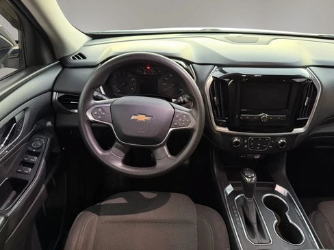 Used 2020 Chevrolet Traverse LS FWD image 23