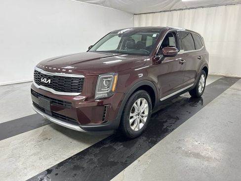Used 2022 Kia Telluride LX AWD/4WD image 5