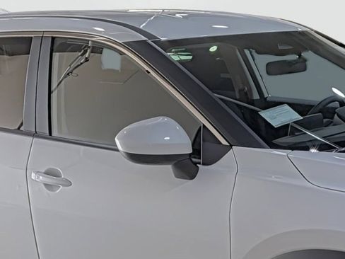 Used 2026 Nissan Rogue SV image 15