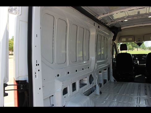 Used 2024 Ford Transit 250 148 Medium Roof RWD image 10