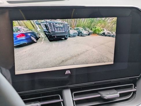 New 2026 Chevrolet Trax ACTIV w/ Sunroof Package image 22