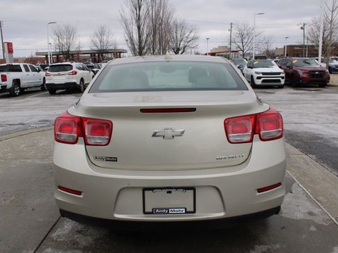 Used 2013 Chevrolet Malibu LT w/ Power Convenience Package image 8