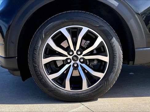 Used 2020 Ford Explorer ST AWD/4WD image 9