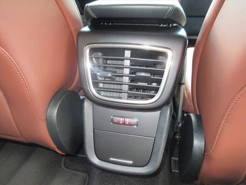 Used 2019 Lincoln Nautilus Reserve FWD image 32