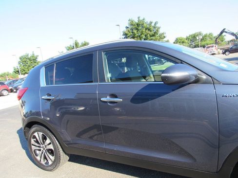 Used 2012 Kia Sportage EX AWD/4WD image 9