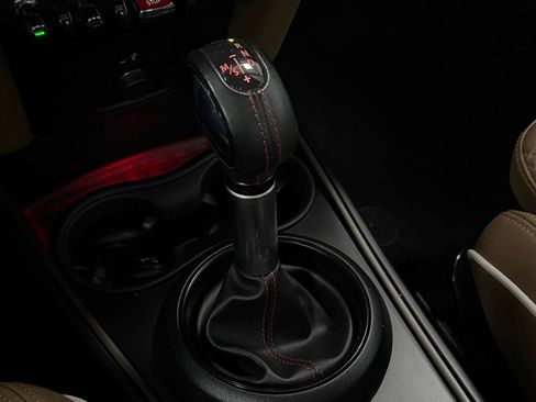 Used 2019 MINI Cooper Countryman S w/ Signature Upholstery Package image 24