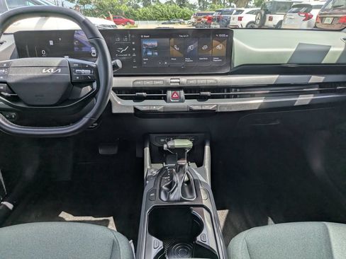 Certified 2025 Kia K4 EX FWD image 15