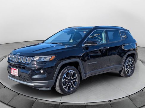 Used 2022 Jeep Compass Limited AWD/4WD image 7