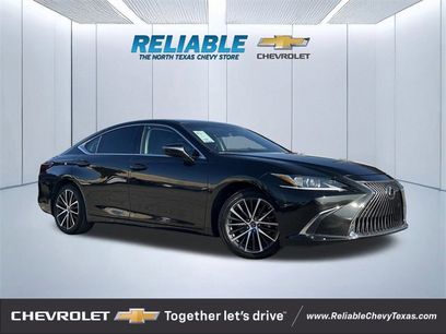 Used 2022 Lexus ES 300h w/ Premium Package
