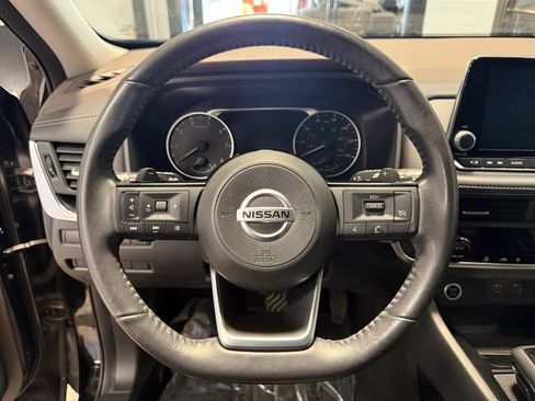 Used 2021 Nissan Rogue S AWD/4WD image 12