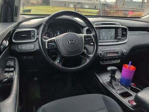 Certified 2019 Kia Sorento LX w/ Option Group 020 image 14