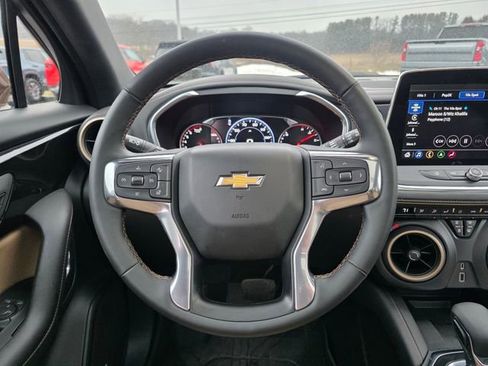 Used 2023 Chevrolet Blazer Premier w/ Driver Confidence II Package image 27