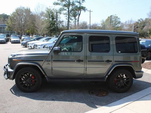 Certified 2021 Mercedes-Benz G 63 AMG 4MATIC w/ G Manufaktur Interior Package image 11
