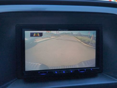 Used 2018 Chevrolet Silverado 1500 LTZ Z71 w/ LTZ Plus Package image 18