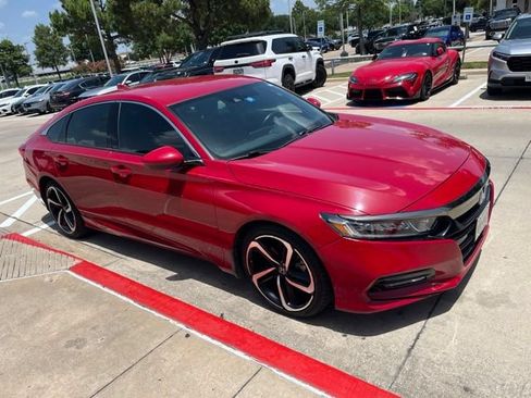 Used 2019 Honda Accord Sport image 3