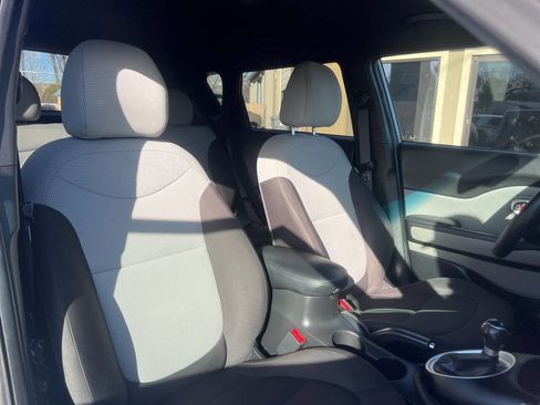 Used 2016 Kia Soul image 17
