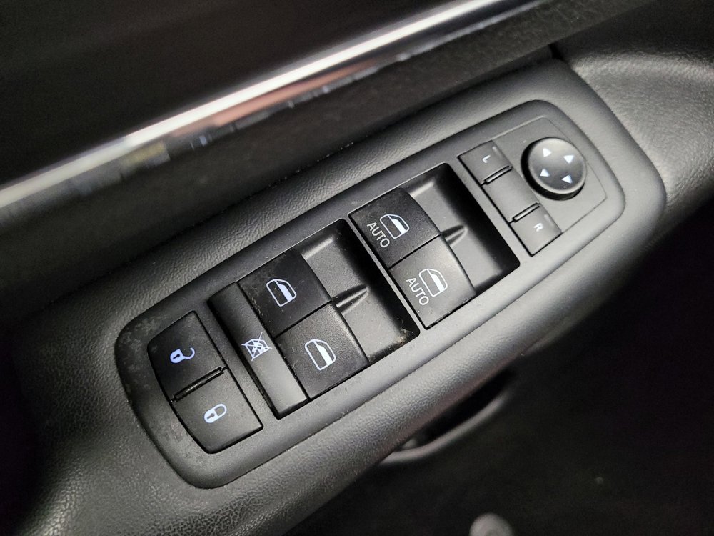 Used 2020 Jeep Grand Cherokee Limited w/ Luxury Group II AWD/4WD image 27