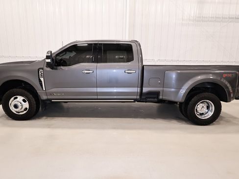Certified 2024 Ford F350 Lariat w/ Lariat Ultimate Package image 7