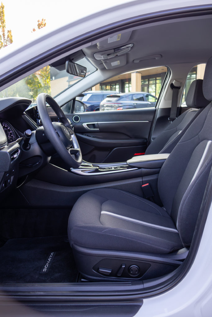 Used 2023 Hyundai Sonata SEL w/ Cargo Package FWD image 15
