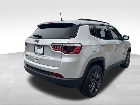 New 2026 Jeep Compass Latitude image 5