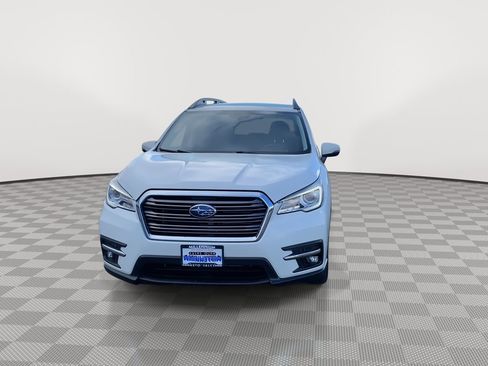 Used 2022 Subaru Ascent Limited image 2