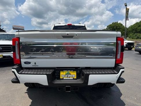Used 2023 Ford F450 Platinum w/ FX4 Off-Road Package AWD/4WD image 5