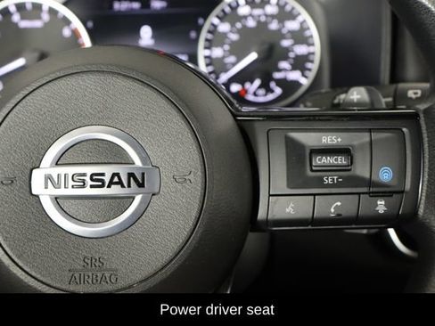 Used 2021 Nissan Rogue SV FWD image 10
