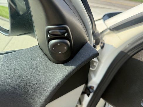 Used 2009 Saab 9-3 2.0T image 13